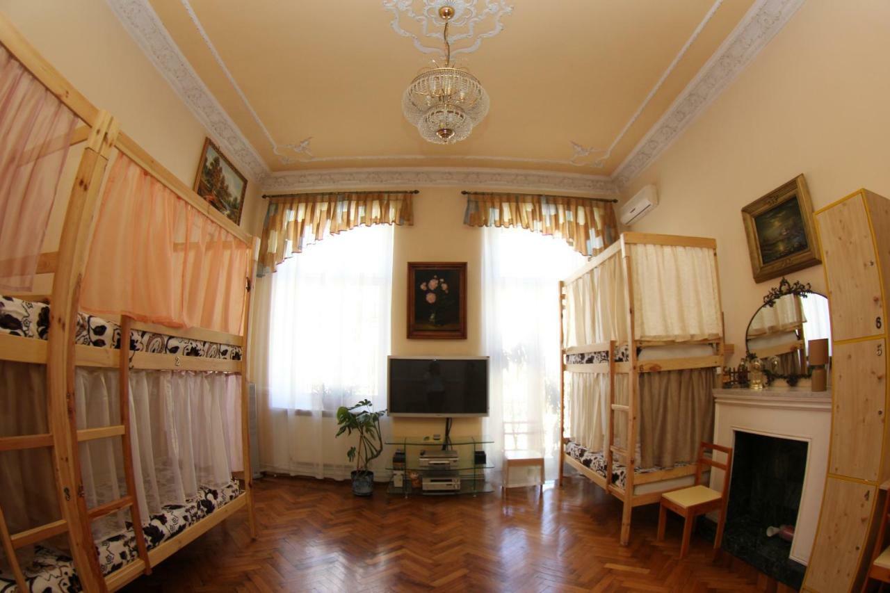أوديسا Orpheus Hostel And Apartments المظهر الخارجي الصورة