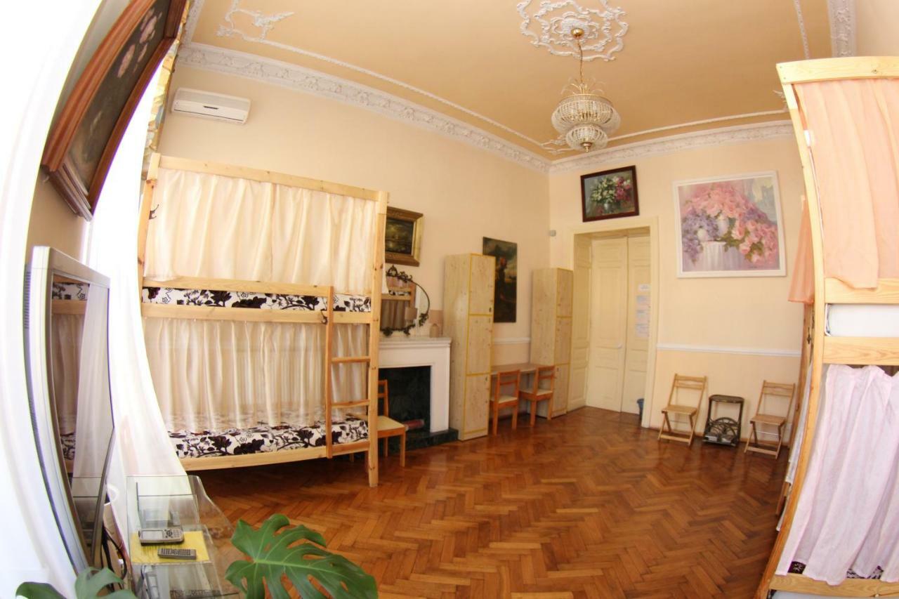 أوديسا Orpheus Hostel And Apartments المظهر الخارجي الصورة