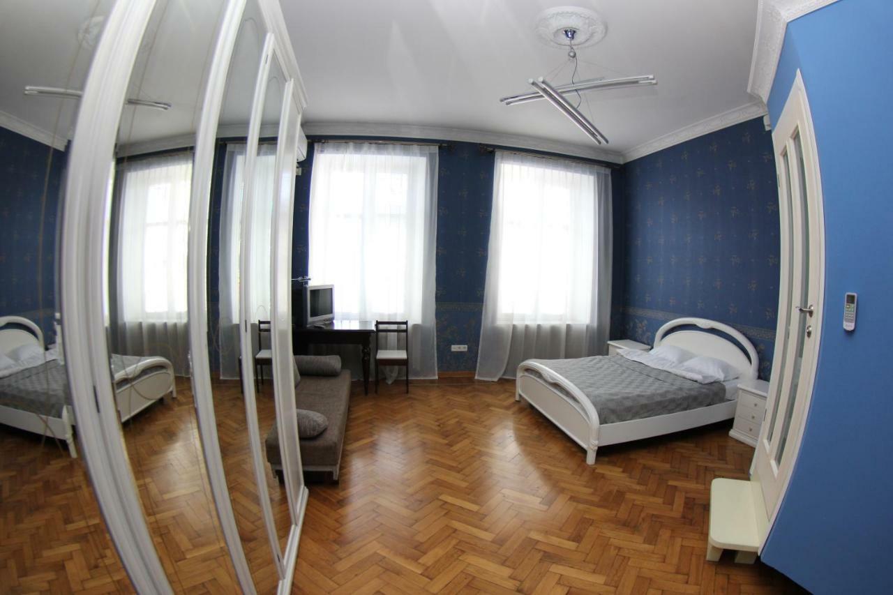 أوديسا Orpheus Hostel And Apartments المظهر الخارجي الصورة