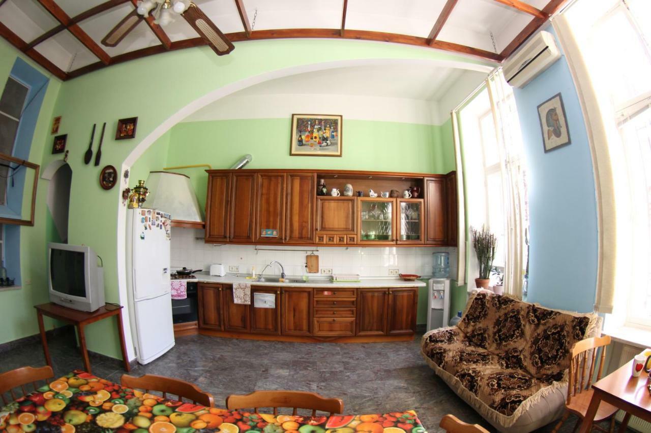 أوديسا Orpheus Hostel And Apartments المظهر الخارجي الصورة