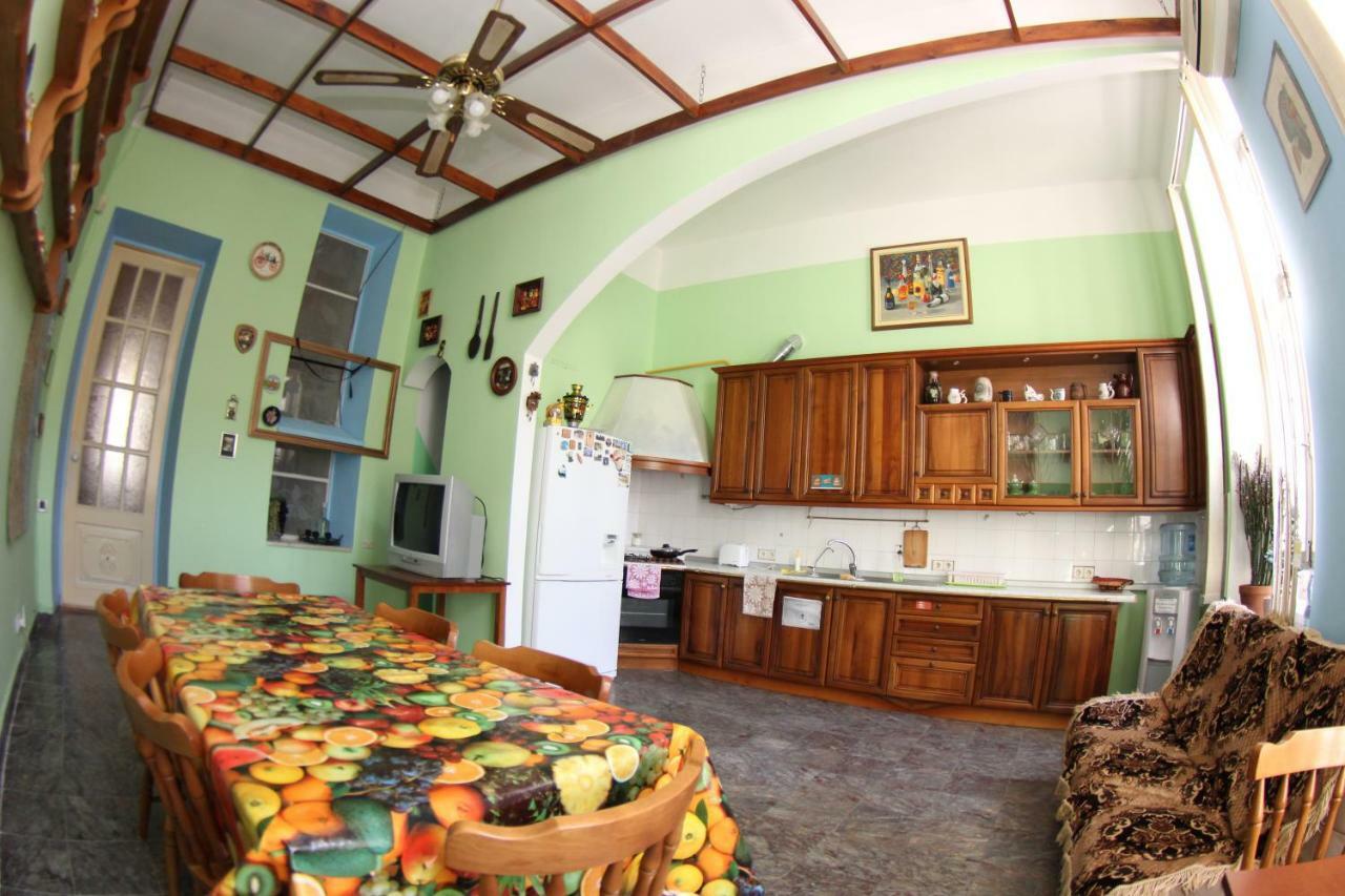 أوديسا Orpheus Hostel And Apartments المظهر الخارجي الصورة